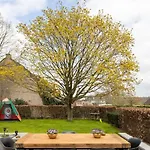 Couette-café Rue Haute By M&m 4 Sterren Vlakbij Maastricht Ében-Émael