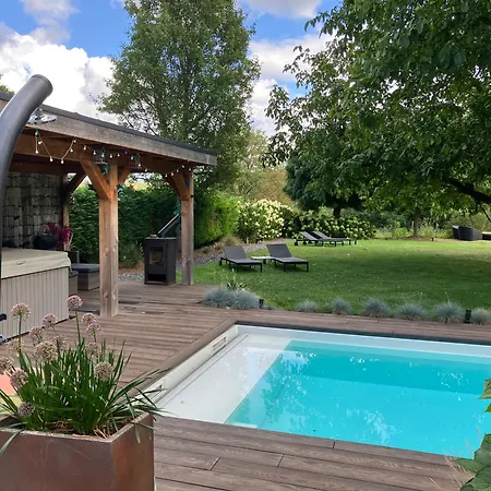 Rue Haute By M&m 4 Sterren Vlakbij Maastricht Couette-café 4*