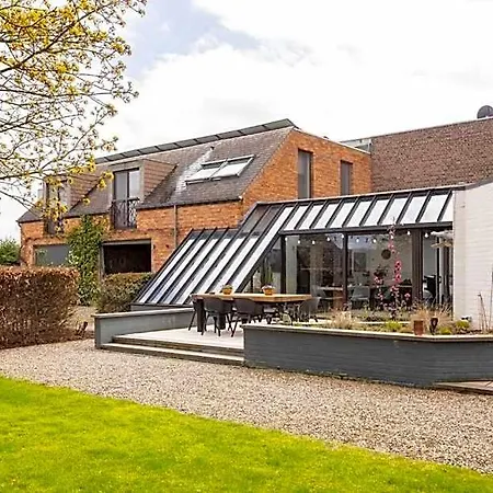 Bed & Breakfast Rue Haute By M&m 4 Sterren Vlakbij Maastricht Eben-Emael