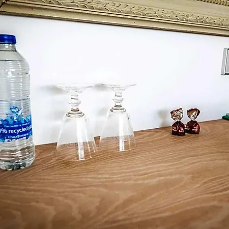 Bed & Breakfast Rue Haute By M&m 4 Sterren Vlakbij Maastricht Eben-Emael