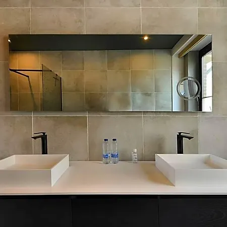 Rue Haute By M&m 4 Sterren Vlakbij Maastricht Bed & Breakfast 4*